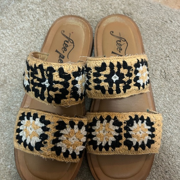 Free People Crocheted sandals - Picture 3 of 3